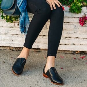 NISOLO d’Orsay Black Oxfords | Size 9 but Runs small, fits a size 8 | Like new